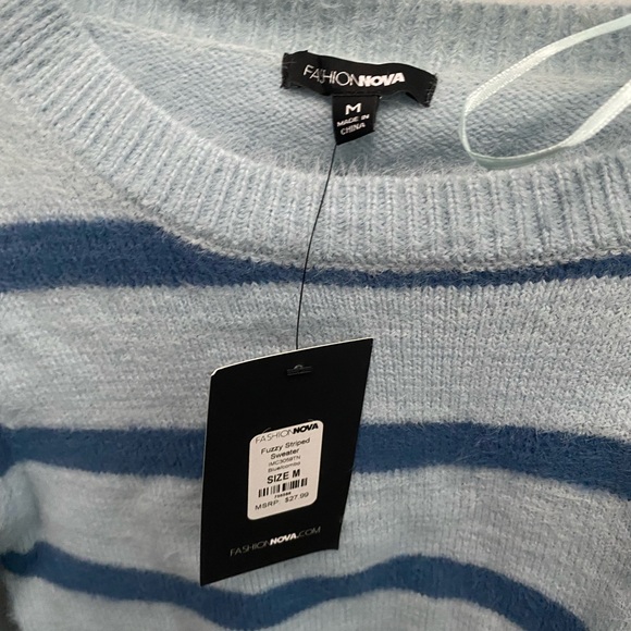 Fashion Nova crop fuzzy sweater Medium - Picture 3 of 3